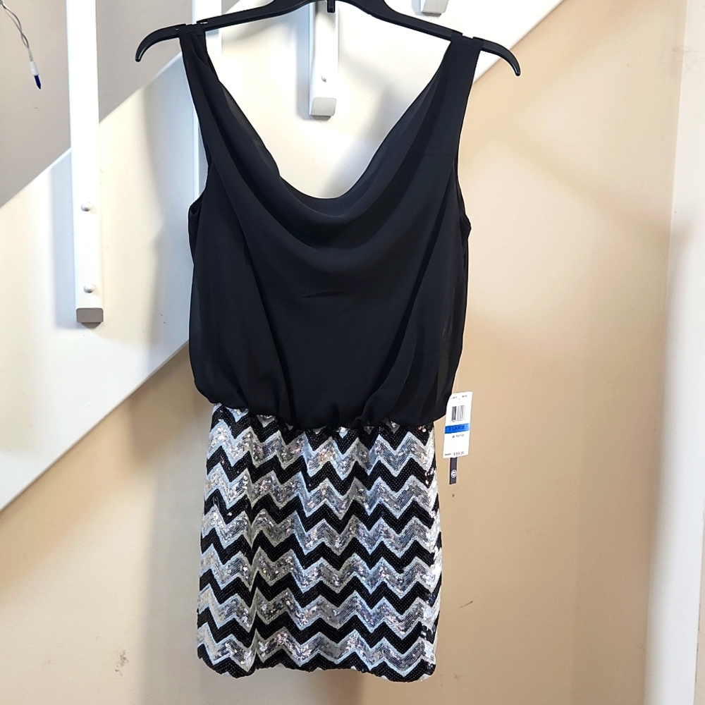 Juniors party dress